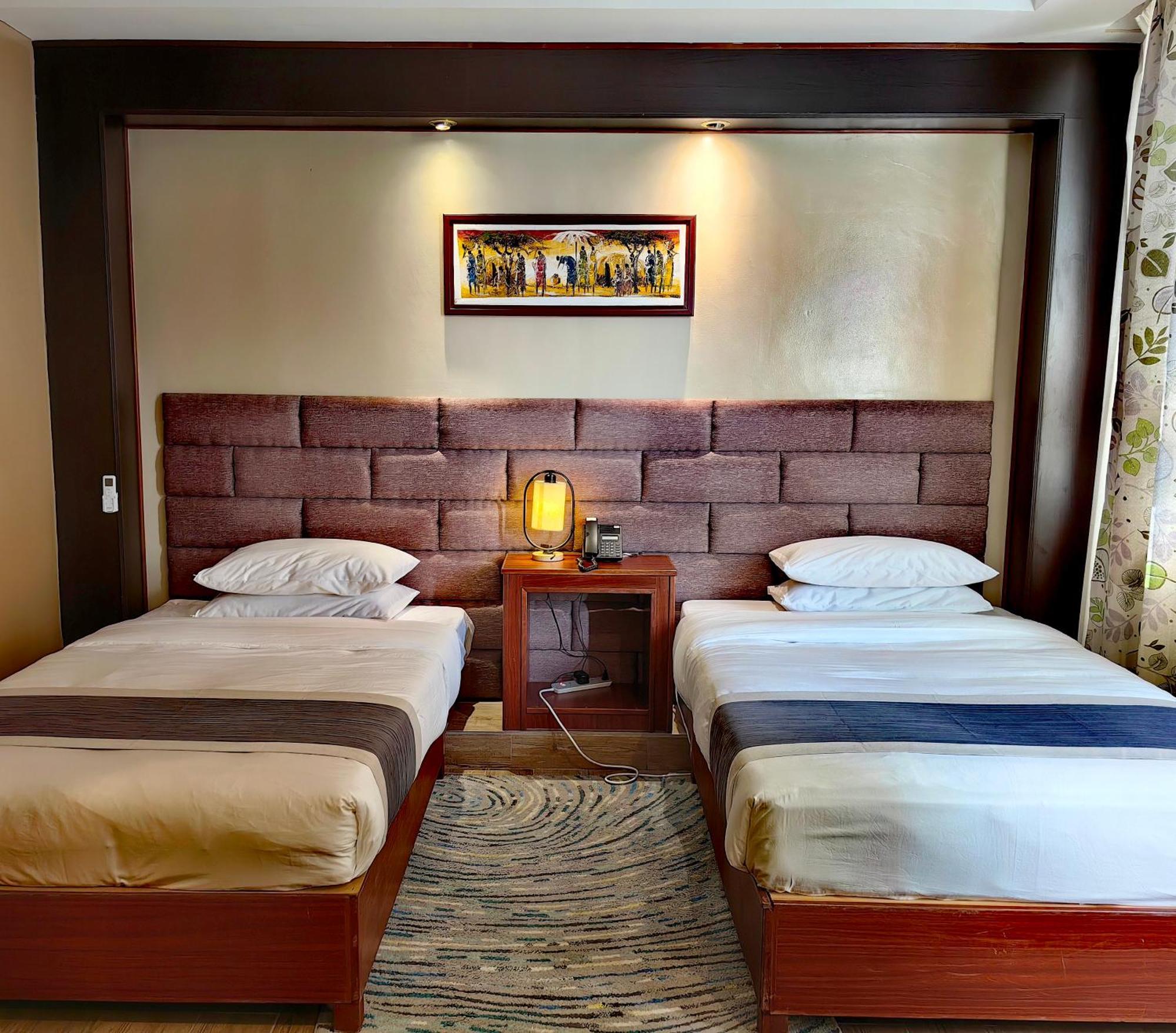 Great Wall Hotel ดาร์เอสซาลาม ภายนอก รูปภาพ